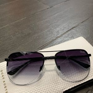 NWT Quay Australia aviator sunglasses.